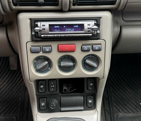 Зелений Ленд Ровер Freelander, об'ємом двигуна 2 л та пробігом 325 тис. км за 1537 $, фото 8 на Automoto.ua