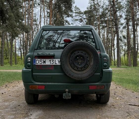 Зелений Ленд Ровер Freelander, об'ємом двигуна 2 л та пробігом 325 тис. км за 1537 $, фото 5 на Automoto.ua