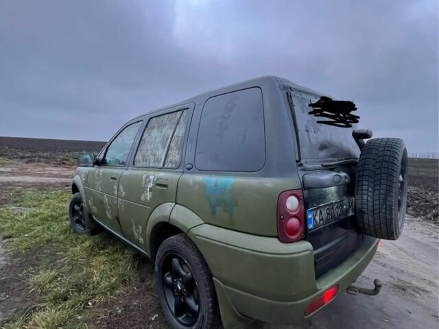 Зеленый Ленд Ровер Фрилендер, объемом двигателя 2 л и пробегом 320 тыс. км за 2300 $, фото 2 на Automoto.ua