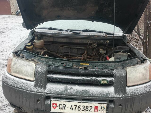 Зелений Ленд Ровер Freelander, об'ємом двигуна 2 л та пробігом 300 тис. км за 1300 $, фото 1 на Automoto.ua