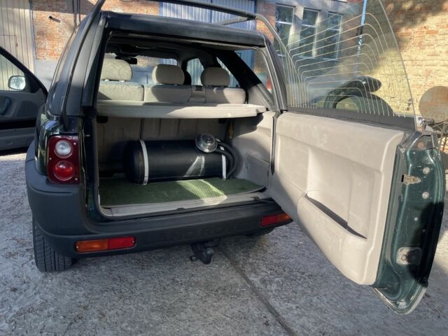 Зелений Ленд Ровер Freelander, об'ємом двигуна 1.8 л та пробігом 219 тис. км за 3700 $, фото 14 на Automoto.ua