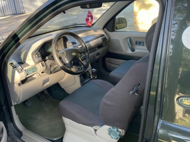 Зелений Ленд Ровер Freelander, об'ємом двигуна 1.8 л та пробігом 219 тис. км за 3700 $, фото 8 на Automoto.ua