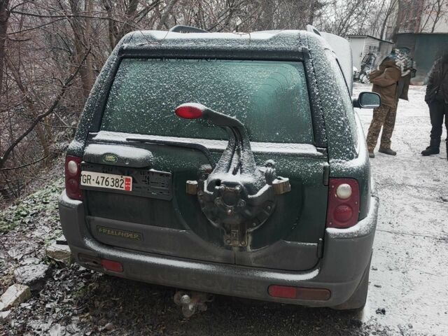 Зелений Ленд Ровер Freelander, об'ємом двигуна 2 л та пробігом 300 тис. км за 1300 $, фото 4 на Automoto.ua