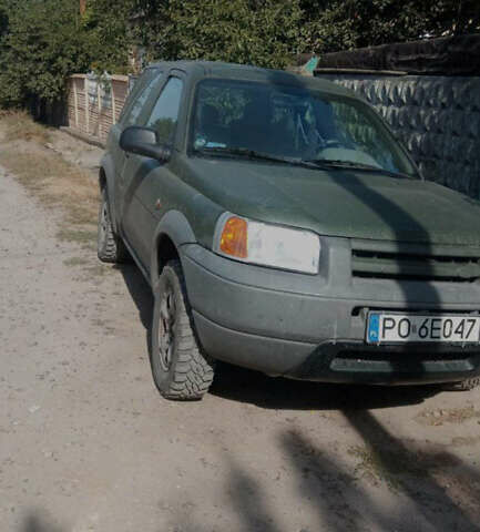Зелений Ленд Ровер Freelander, об'ємом двигуна 2 л та пробігом 250 тис. км за 2349 $, фото 2 на Automoto.ua