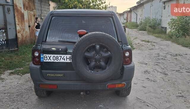 Зелений Ленд Ровер Freelander, об'ємом двигуна 2 л та пробігом 285 тис. км за 3800 $, фото 5 на Automoto.ua