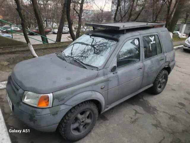 Зеленый Ленд Ровер Фрилендер, объемом двигателя 2 л и пробегом 365 тыс. км за 1450 $, фото 1 на Automoto.ua