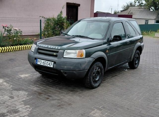 Зелений Ленд Ровер Freelander, об'ємом двигуна 0 л та пробігом 320 тис. км за 2100 $, фото 1 на Automoto.ua