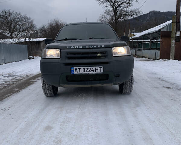 Зеленый Ленд Ровер Фрилендер, объемом двигателя 1.95 л и пробегом 310 тыс. км за 4800 $, фото 4 на Automoto.ua
