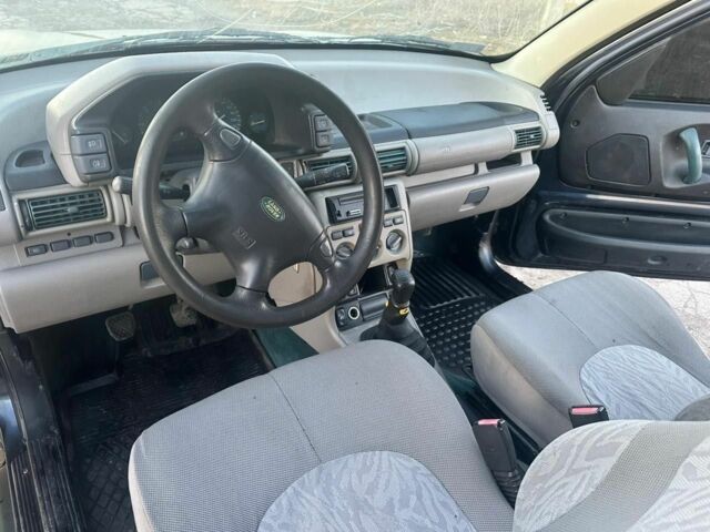 Зеленый Ленд Ровер Фрилендер, объемом двигателя 2 л и пробегом 326 тыс. км за 999 $, фото 5 на Automoto.ua