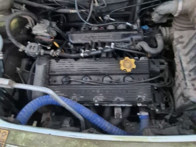 Зеленый Ленд Ровер Фрилендер, объемом двигателя 2 л и пробегом 100 тыс. км за 1500 $, фото 7 на Automoto.ua