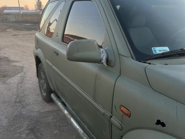 Зеленый Ленд Ровер Фрилендер, объемом двигателя 2 л и пробегом 326 тыс. км за 999 $, фото 2 на Automoto.ua