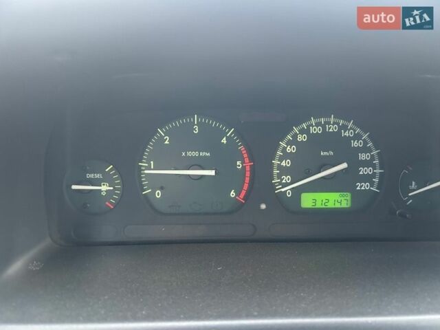 Зеленый Ленд Ровер Фрилендер, объемом двигателя 1.95 л и пробегом 312 тыс. км за 4500 $, фото 8 на Automoto.ua