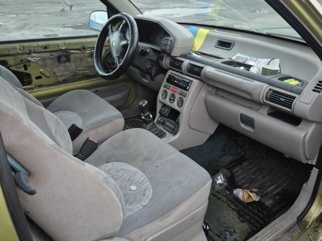 Зеленый Ленд Ровер Фрилендер, объемом двигателя 2 л и пробегом 100 тыс. км за 1300 $, фото 6 на Automoto.ua