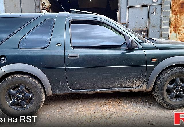 Зелений Ленд Ровер Freelander, об'ємом двигуна 2 л та пробігом 285 тис. км за 4500 $, фото 6 на Automoto.ua