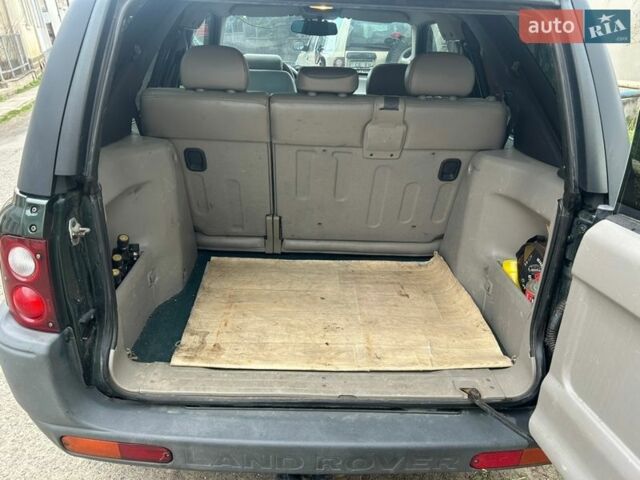 Зеленый Ленд Ровер Фрилендер, объемом двигателя 1.95 л и пробегом 312 тыс. км за 4500 $, фото 9 на Automoto.ua