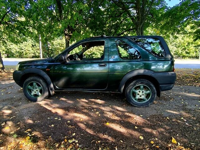 Зеленый Ленд Ровер Фрилендер, объемом двигателя 2 л и пробегом 245 тыс. км за 1600 $, фото 4 на Automoto.ua