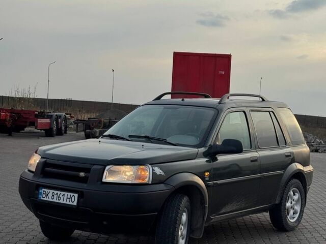 Зеленый Ленд Ровер Фрилендер, объемом двигателя 2 л и пробегом 200 тыс. км за 3700 $, фото 2 на Automoto.ua