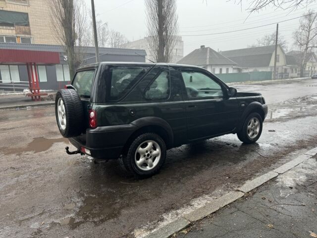 Зеленый Ленд Ровер Фрилендер, объемом двигателя 2 л и пробегом 250 тыс. км за 3000 $, фото 3 на Automoto.ua