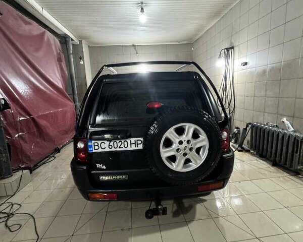 Зеленый Ленд Ровер Фрилендер, объемом двигателя 1.95 л и пробегом 220 тыс. км за 4500 $, фото 5 на Automoto.ua