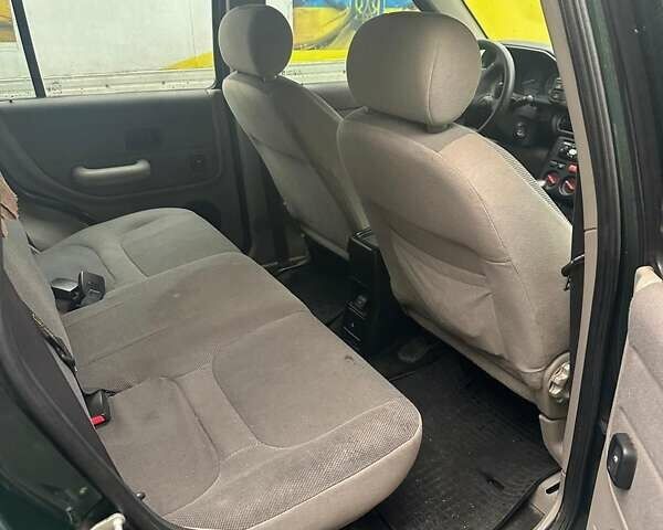 Зеленый Ленд Ровер Фрилендер, объемом двигателя 2.2 л и пробегом 300 тыс. км за 4000 $, фото 4 на Automoto.ua