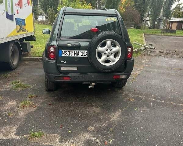 Зеленый Ленд Ровер Фрилендер, объемом двигателя 2.2 л и пробегом 300 тыс. км за 4000 $, фото 3 на Automoto.ua