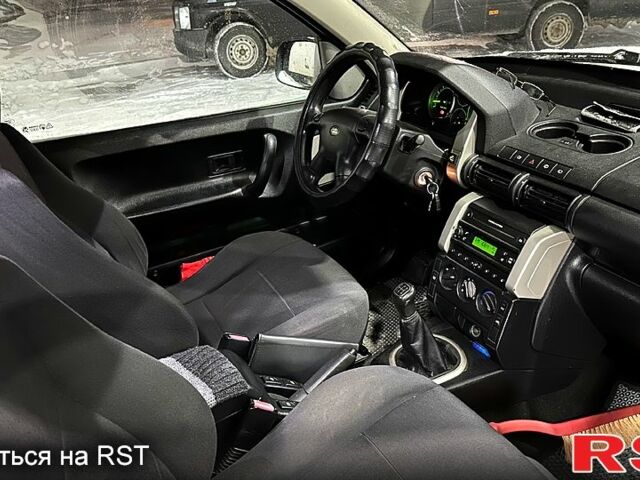 Зелений Ленд Ровер Freelander, об'ємом двигуна 1.8 л та пробігом 230 тис. км за 5950 $, фото 1 на Automoto.ua