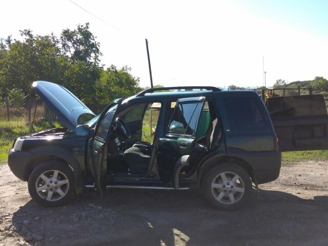 Зелений Ленд Ровер Freelander, об'ємом двигуна 2 л та пробігом 346 тис. км за 6500 $, фото 4 на Automoto.ua