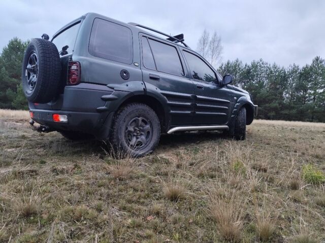 Зелений Ленд Ровер Freelander, об'ємом двигуна 0 л та пробігом 234 тис. км за 3500 $, фото 6 на Automoto.ua