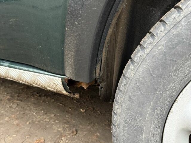 Зеленый Ленд Ровер Фрилендер, объемом двигателя 2 л и пробегом 216 тыс. км за 3329 $, фото 6 на Automoto.ua