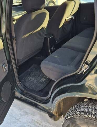 Зелений Ленд Ровер Freelander, об'ємом двигуна 0 л та пробігом 274 тис. км за 4200 $, фото 7 на Automoto.ua