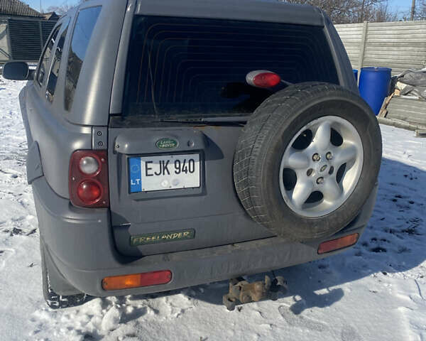 Зелений Ленд Ровер Freelander, об'ємом двигуна 1.8 л та пробігом 160 тис. км за 2200 $, фото 7 на Automoto.ua