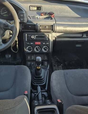 Зелений Ленд Ровер Freelander, об'ємом двигуна 0 л та пробігом 274 тис. км за 4200 $, фото 3 на Automoto.ua