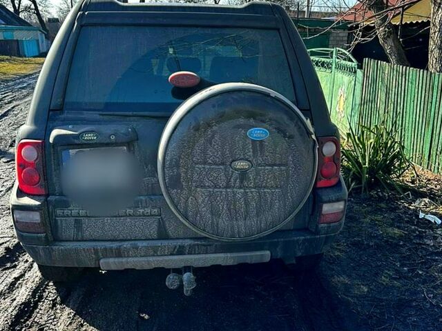 Зеленый Ленд Ровер Фрилендер, объемом двигателя 2 л и пробегом 360 тыс. км за 3680 $, фото 1 на Automoto.ua