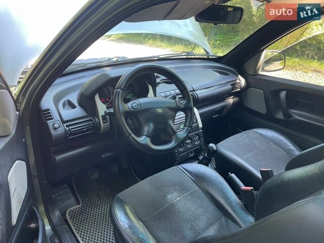 Зелений Ленд Ровер Freelander, об'ємом двигуна 1.95 л та пробігом 220 тис. км за 5999 $, фото 13 на Automoto.ua