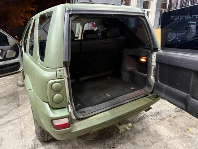 Зеленый Ленд Ровер Фрилендер, объемом двигателя 2 л и пробегом 291 тыс. км за 3000 $, фото 7 на Automoto.ua