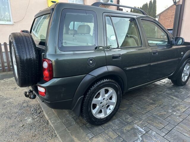 Зелений Ленд Ровер Freelander, об'ємом двигуна 2 л та пробігом 237 тис. км за 5600 $, фото 4 на Automoto.ua