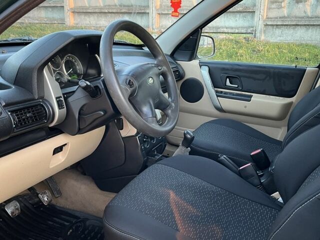 Зелений Ленд Ровер Freelander, об'ємом двигуна 2 л та пробігом 339 тис. км за 3299 $, фото 5 на Automoto.ua