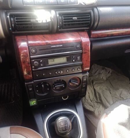 Зелений Ленд Ровер Freelander, об'ємом двигуна 1.8 л та пробігом 315 тис. км за 7400 $, фото 7 на Automoto.ua