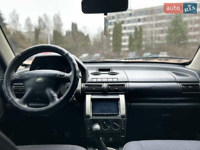 Зелений Ленд Ровер Freelander, об'ємом двигуна 1.8 л та пробігом 313 тис. км за 5999 $, фото 16 на Automoto.ua
