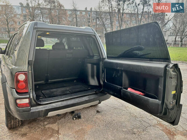 Зелений Ленд Ровер Freelander, об'ємом двигуна 1.8 л та пробігом 313 тис. км за 6000 $, фото 23 на Automoto.ua