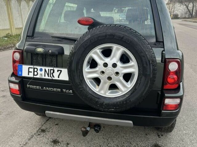 Зелений Ленд Ровер Freelander, об'ємом двигуна 2 л та пробігом 220 тис. км за 3800 $, фото 2 на Automoto.ua