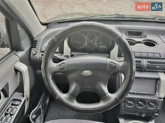Зелений Ленд Ровер Freelander, об'ємом двигуна 1.8 л та пробігом 313 тис. км за 6000 $, фото 18 на Automoto.ua