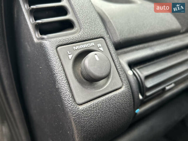 Зелений Ленд Ровер Freelander, об'ємом двигуна 1.8 л та пробігом 313 тис. км за 5999 $, фото 23 на Automoto.ua