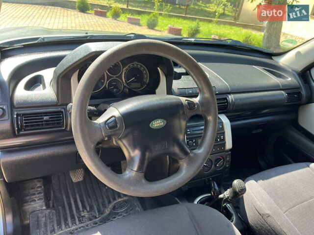 Зелений Ленд Ровер Freelander, об'ємом двигуна 1.95 л та пробігом 341 тис. км за 7300 $, фото 16 на Automoto.ua