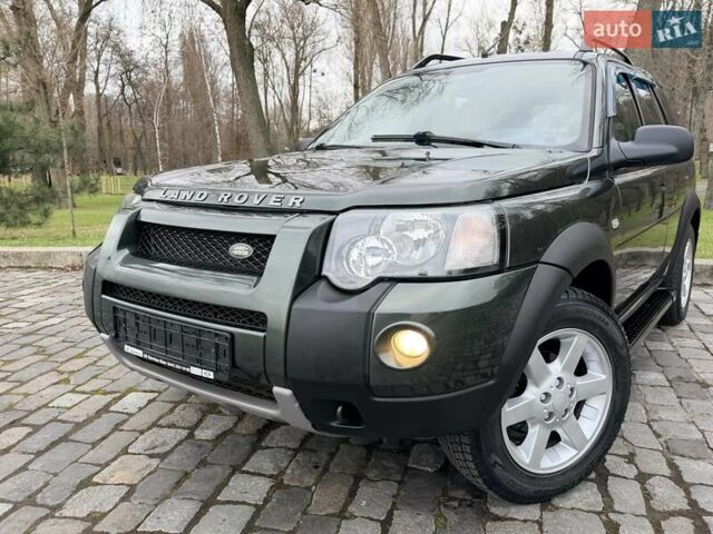 Зелений Ленд Ровер Freelander, об'ємом двигуна 2.5 л та пробігом 234 тис. км за 8300 $, фото 1 на Automoto.ua
