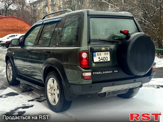 Зелений Ленд Ровер Freelander, об'ємом двигуна 2.5 л та пробігом 234 тис. км за 7200 $, фото 4 на Automoto.ua