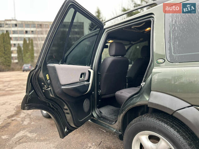 Зелений Ленд Ровер Freelander, об'ємом двигуна 1.8 л та пробігом 313 тис. км за 5899 $, фото 11 на Automoto.ua