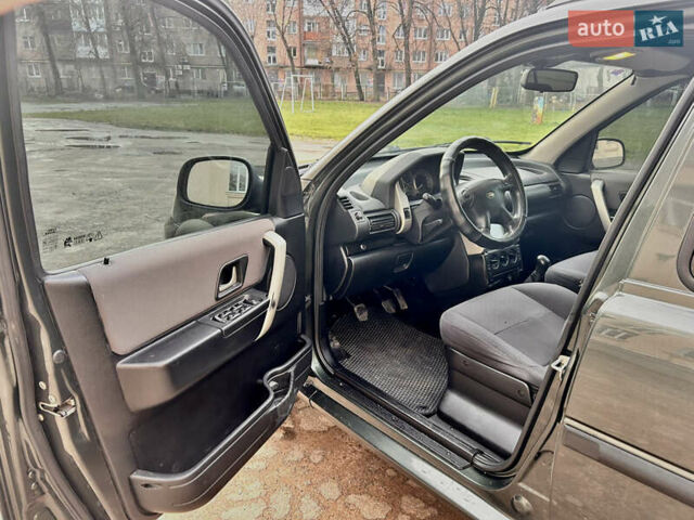 Зелений Ленд Ровер Freelander, об'ємом двигуна 1.8 л та пробігом 313 тис. км за 6000 $, фото 13 на Automoto.ua