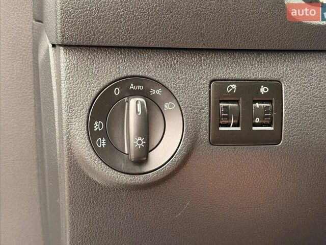 Зелений Ленд Ровер Freelander, об'ємом двигуна 2.18 л та пробігом 277 тис. км за 7299 $, фото 2 на Automoto.ua