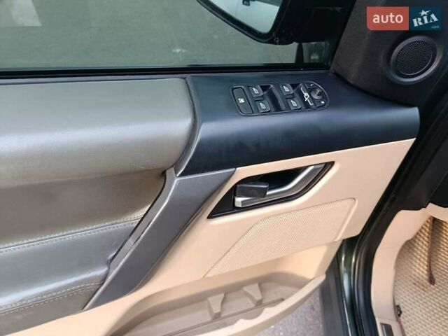 Зелений Ленд Ровер Freelander, об'ємом двигуна 2.2 л та пробігом 229 тис. км за 10200 $, фото 7 на Automoto.ua